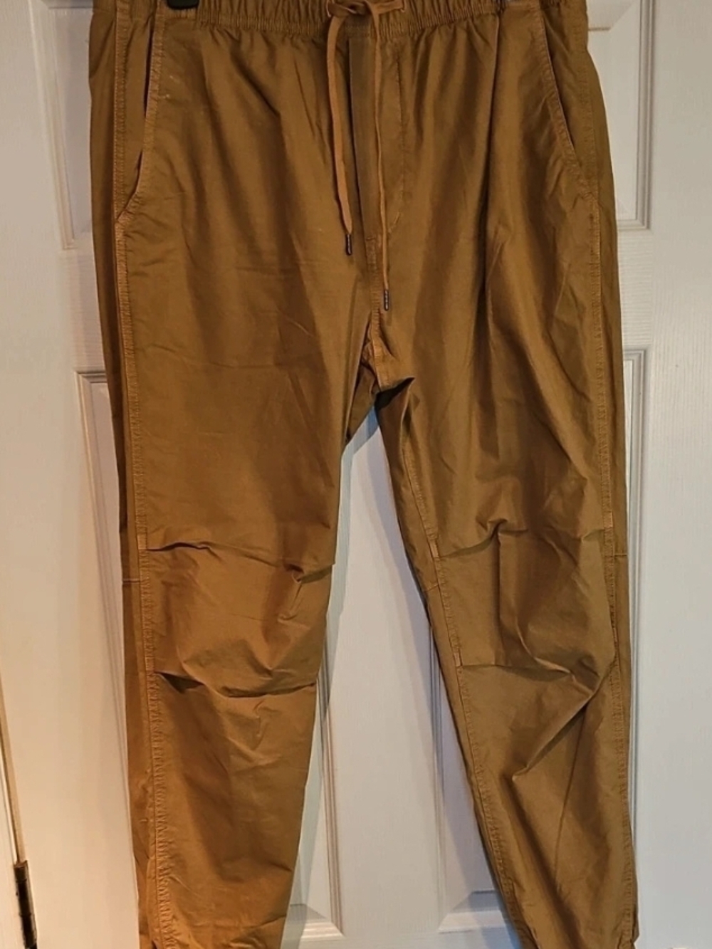 Anerican Eagle Ladies  Next Level High Waisted Jegging Jogger. Medium